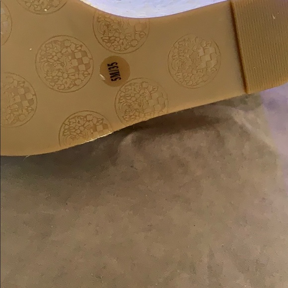 NIB Vince Camuto Size 5 wedges - Picture 5 of 9